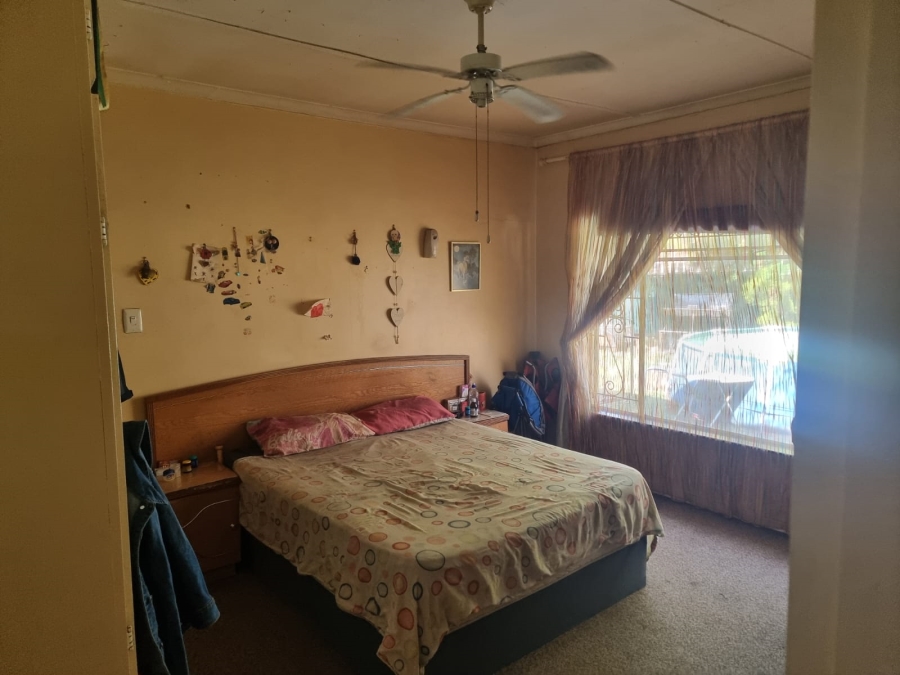 4 Bedroom Property for Sale in Oos Einde North West